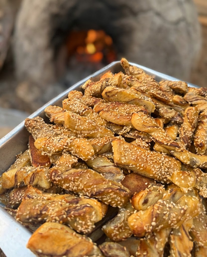 قراقيش فلاحى بالعجوة والسمسم